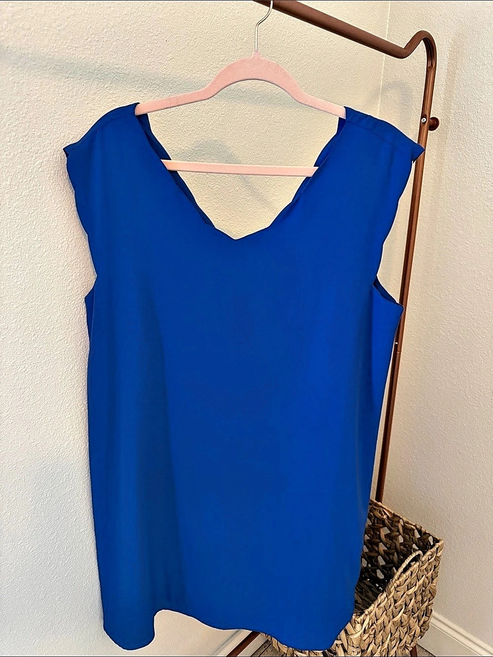 She + Sky Scalloped Hem Dress Blue Mini Dress Size Large NWT